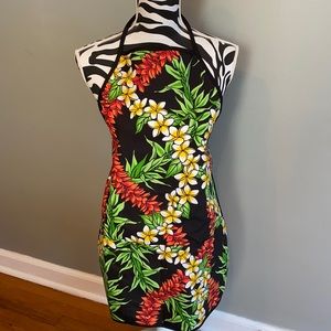 Reversible women’s apron made in Hawaii